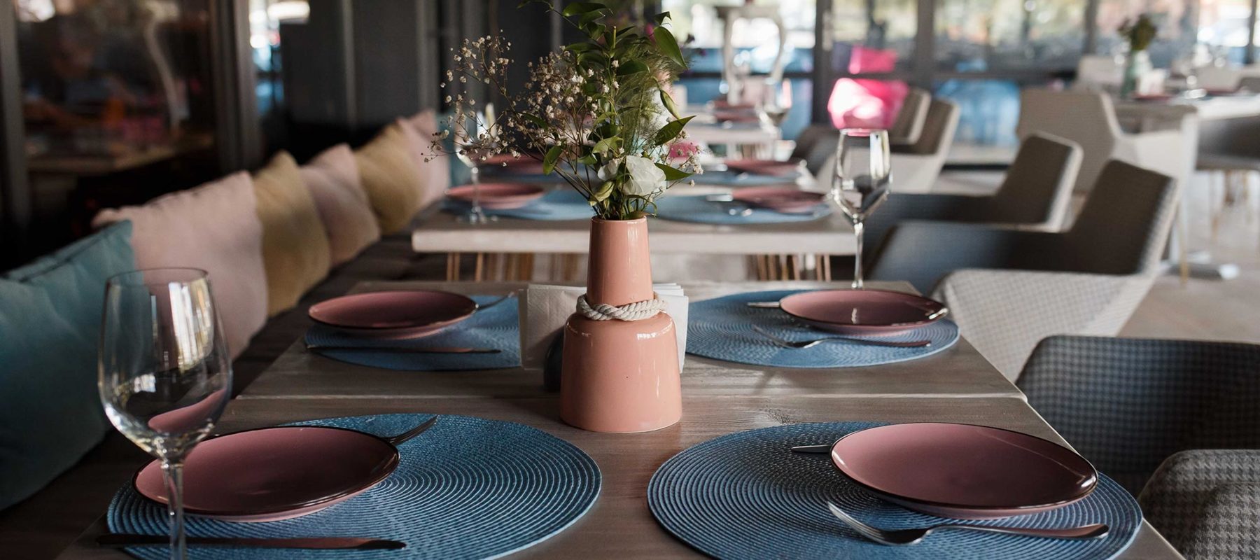 Prynada Ukrainian Cafe — украинский ресторан для современных украинцев. Prynada Ukrainian Cafe — украинский ресторан для современных украинцев.