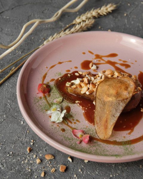 Обед в украинском ресторане Prynada