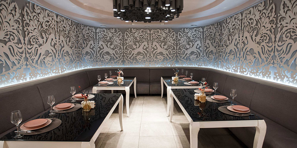 Елегантна зала «Витинанка» — банкетний зал Prynada Ukrainian Cafe на Оболоні