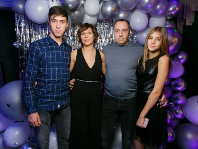 Вечірка в українському ресторані Prynada