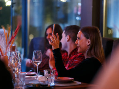 Вечірка в українському ресторані Prynada