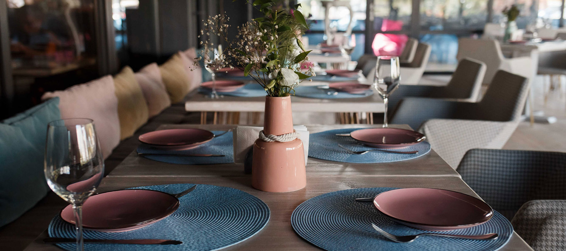 Prynada Ukrainian Cafe — український ресторан для сучасних українців.