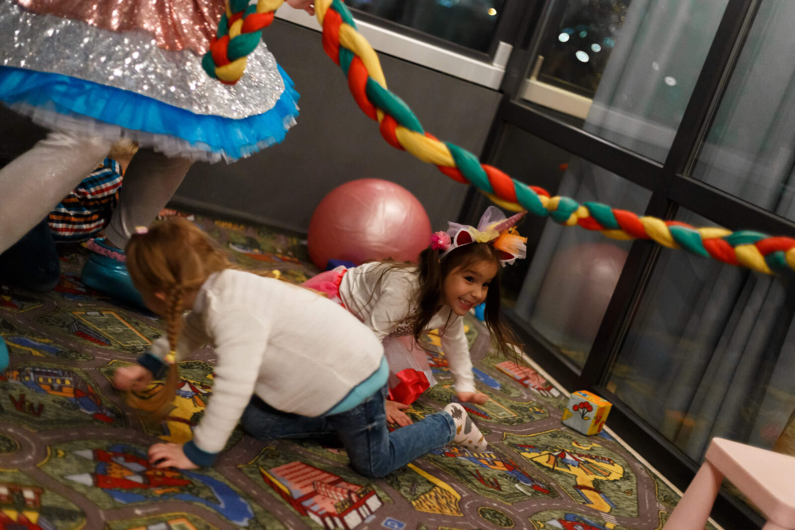 ресторан здитячою кімнатою Prynada Ukrainian Cafe